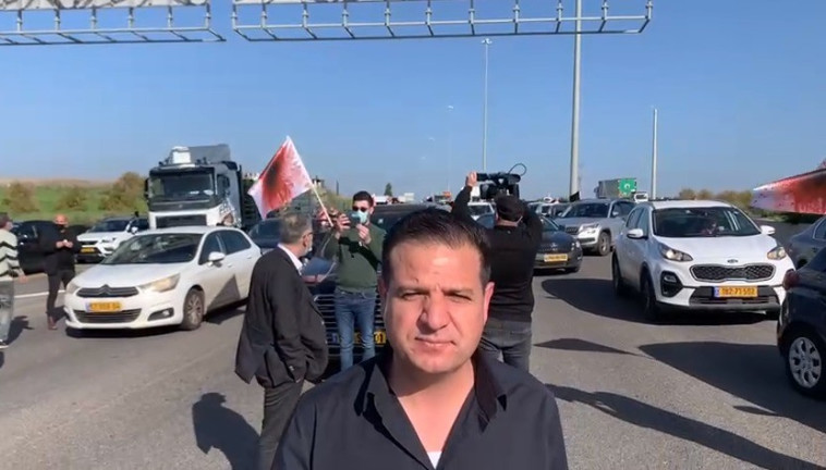 איימן עודה במחאה בכביש 6
