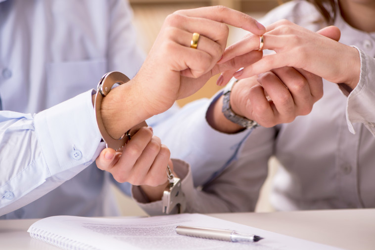 גירושין, אילוסטרציה