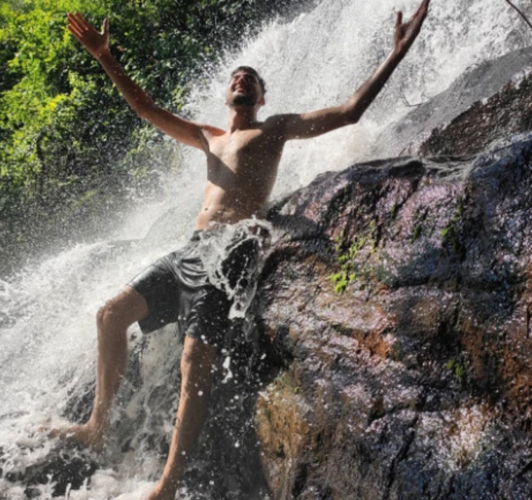 תמונה שצולמה באותו המפל בדיוק לפני בדצמבר 2019