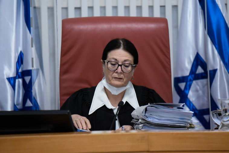 Esther Hayut (Photo: Shalev Shalom, Paul Yedioth Ahronoth)