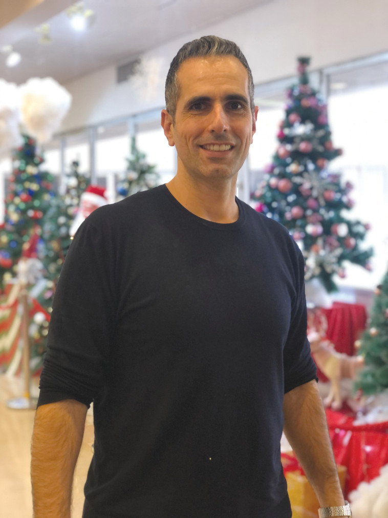 רמי פטימר בפופ אפ חנוכריסמס בדיזנגוף סנטר