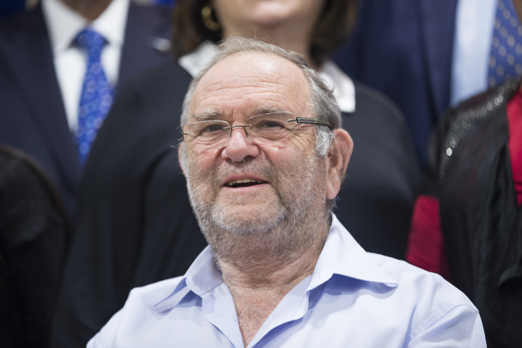 אברהם דובדבני 