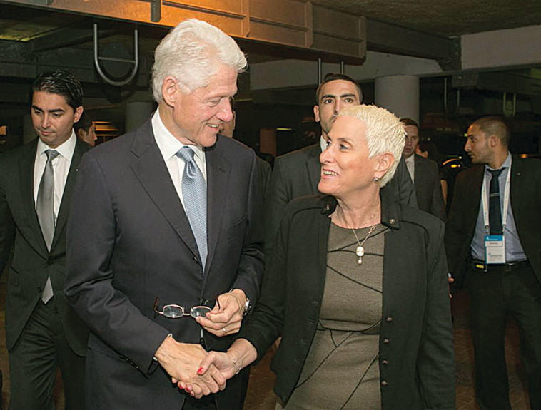 מירה אלטמן וביל קלינטון