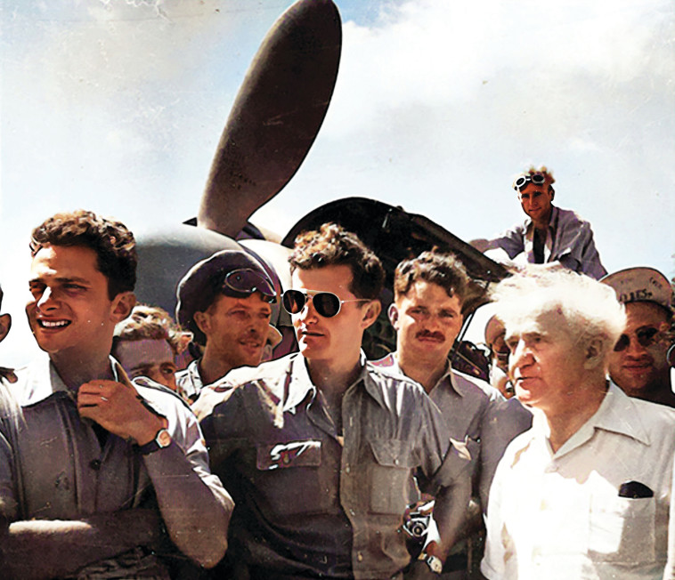 מודי אלון מפקד הטייסת הראשונה, ורה''מ לשעבר בן גוריון