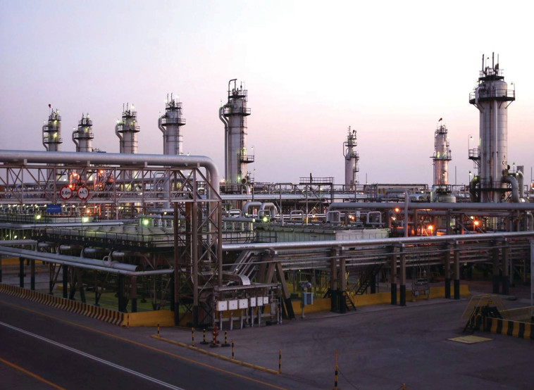 מתקני נפט בערב הסעודית (צילום: רויטרס)