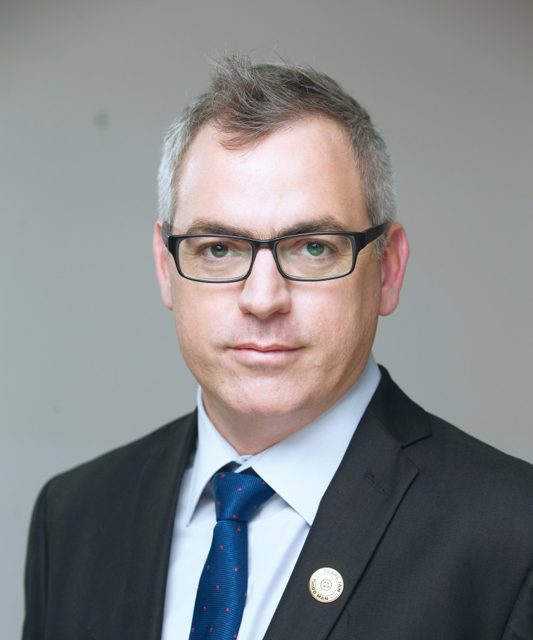 אורי גרינפלד 