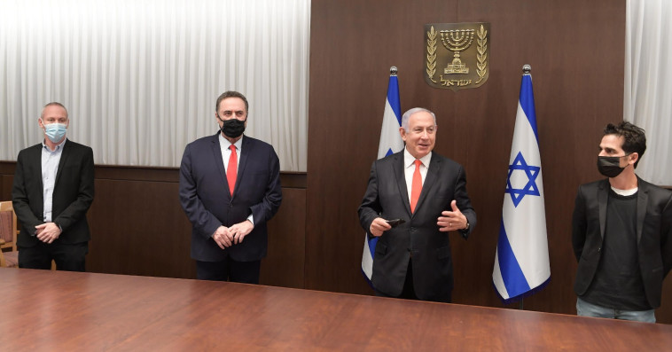 Aviv Geffen, Benjamin Netanyahu, Israel Katz, Hili Trooper (Photo: Amos Ben Gershom, GPO)