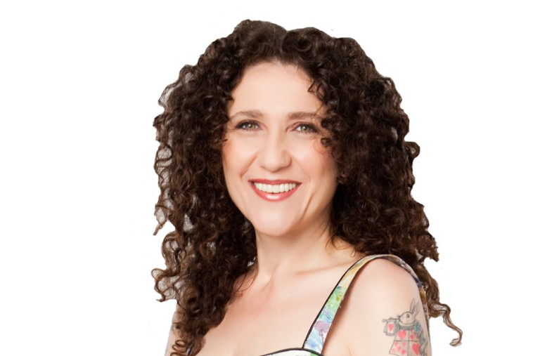 אלונה דניאל