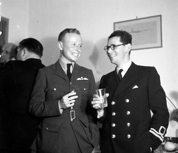 הטייס דן טולקובסקי בשנת 1944