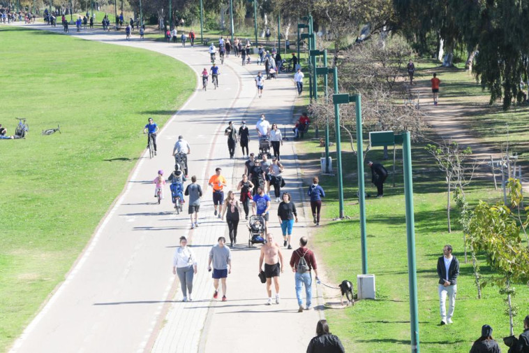 פעילות ספורטיבית בפארק גני יהושע בתל אביב