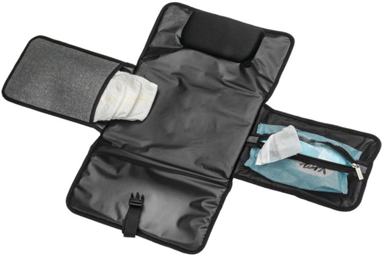 תיק החתלה של twist shake