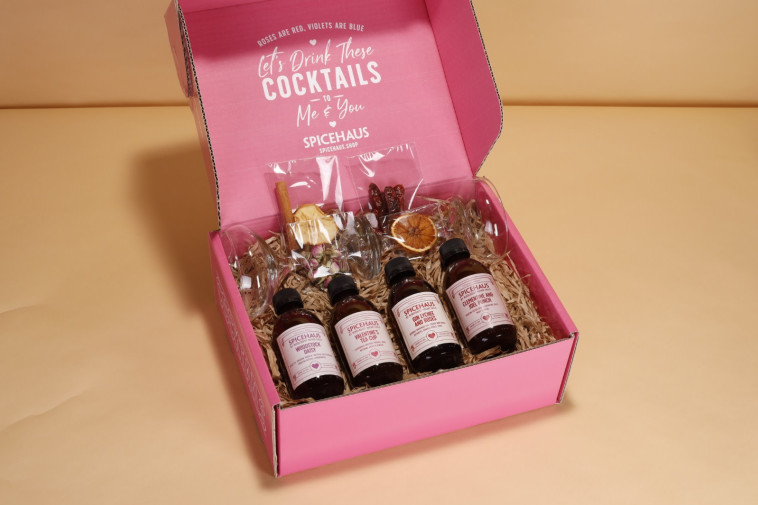 מארזי וולנטיין ספייסהאוס