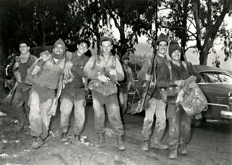 יחידה 101 בפעולה סמוך לכנרת, 1955 (צילום: אברהם ורד, ''במחנה'')