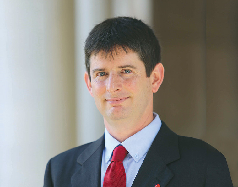 Ron Wexler, CEO of Isracard (Photo: Sivan Farage)