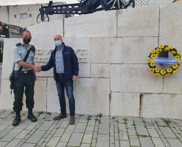 ראש עיריית צפת שוקי אוחנה וסמג''ד 12 רב סרן יפתח קולדוני