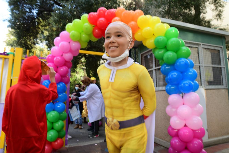 חגיגות פורים בבית ספר בתל אביב