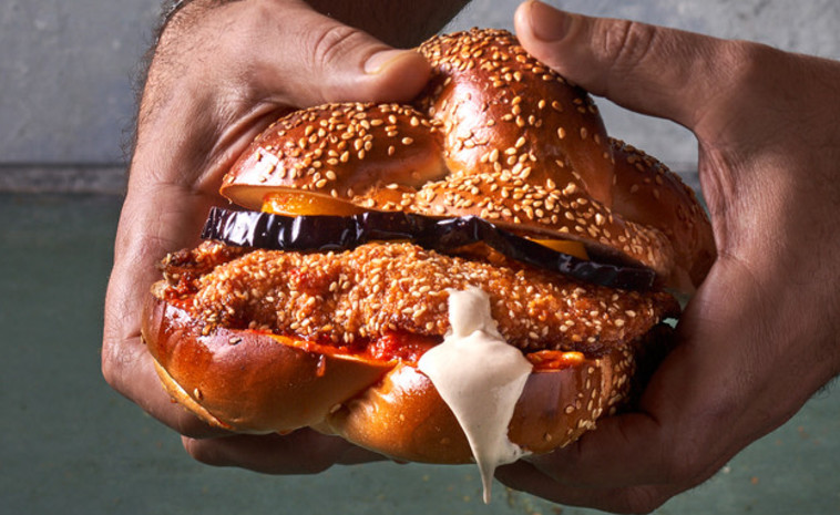 בא לנו כזה ועכשיו.