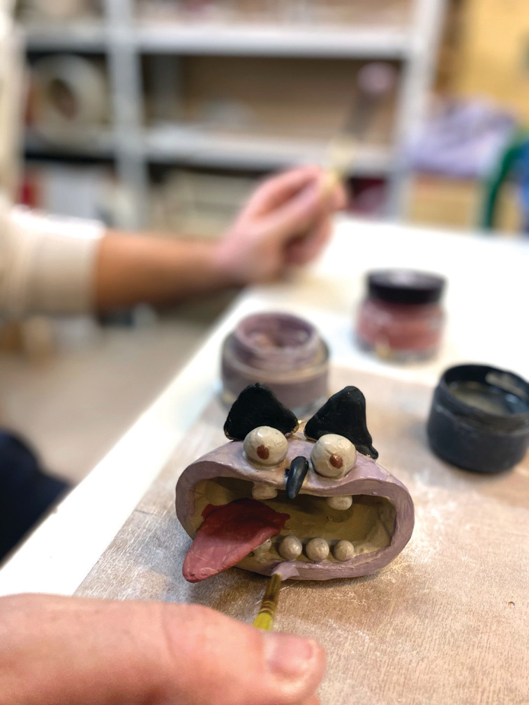 סדנת קרמיקה של מיכה ועתליה