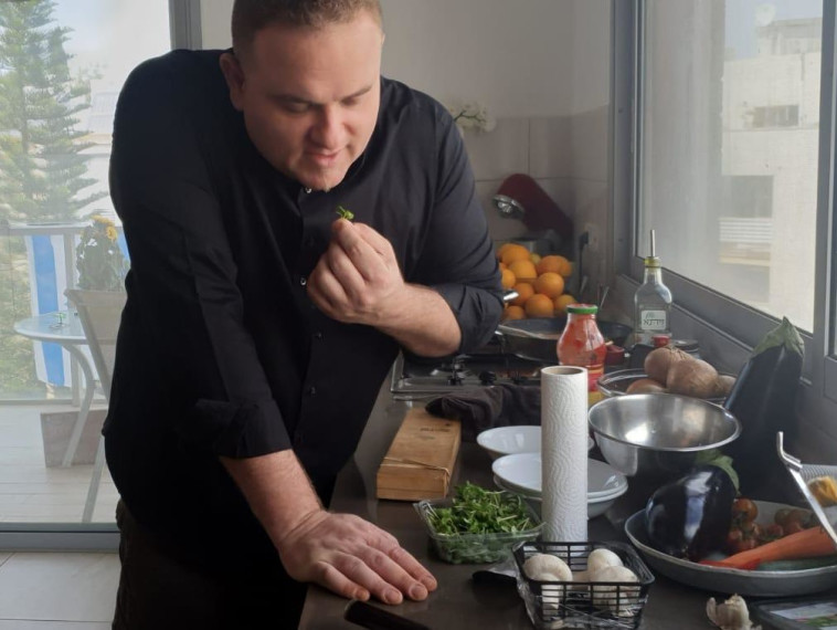 טל כהן, ''סילו'' 