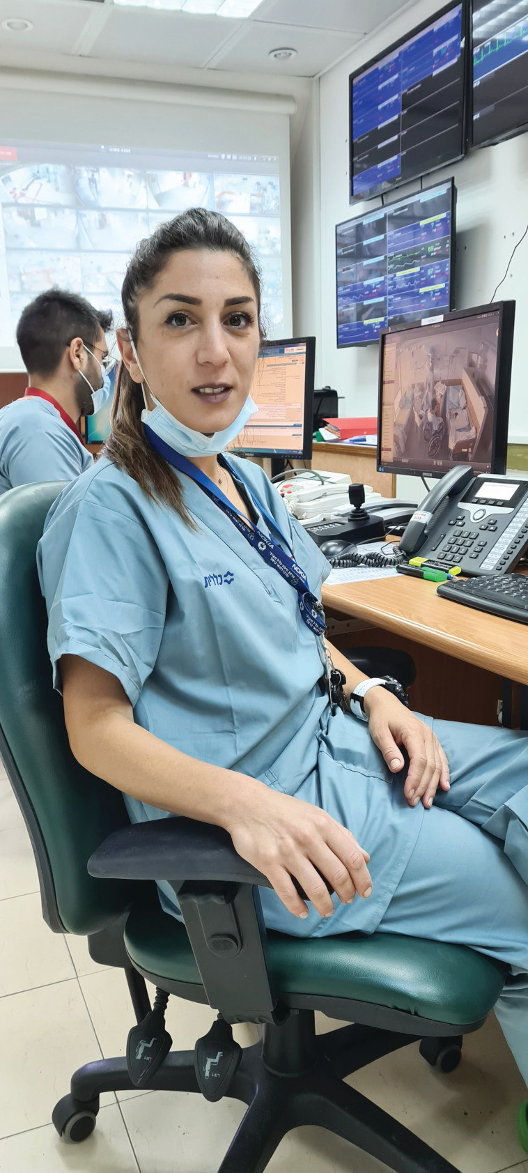 נורית יעקב, אחות אחראית במחלקת קורונה במרכז הרפואי כרמל בחיפה