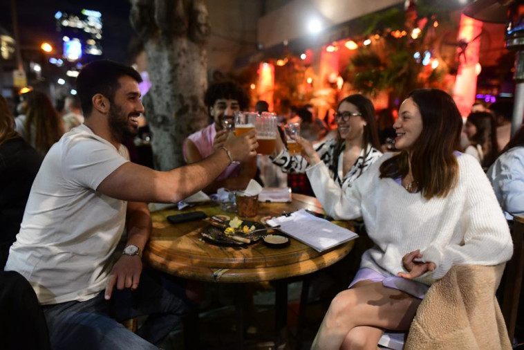 פאב ''רובינא'' בתל אביב 