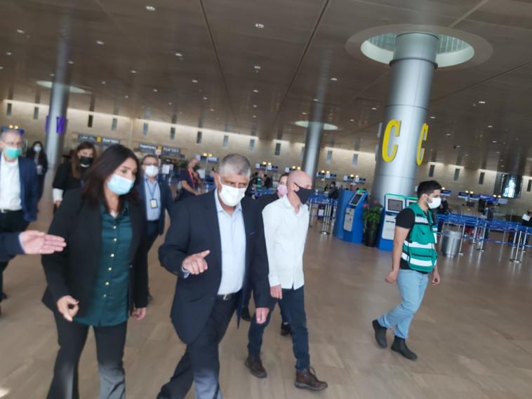 מירי רגב ומנכ''ל אל על שמואל זכאי בנתב''ג