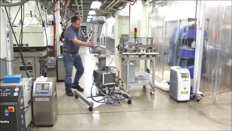 קובוטים במפעל