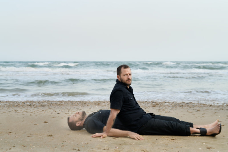 כושר על הים, דרור זיכרמן