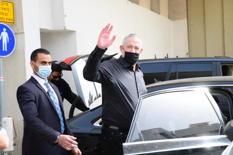 בני גנץ בביקור בתל אביב