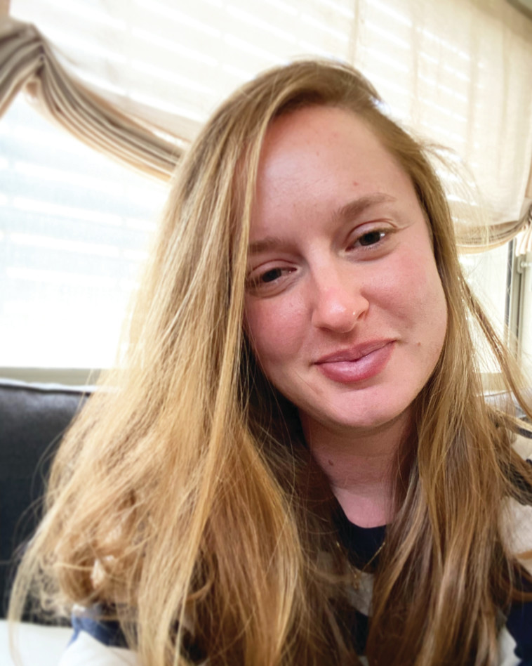 ליאת ברוך, מעצבת שמלות כלה