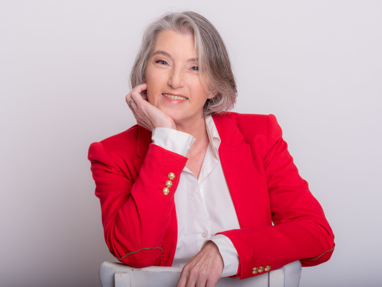 ז'אנה הלשטיין