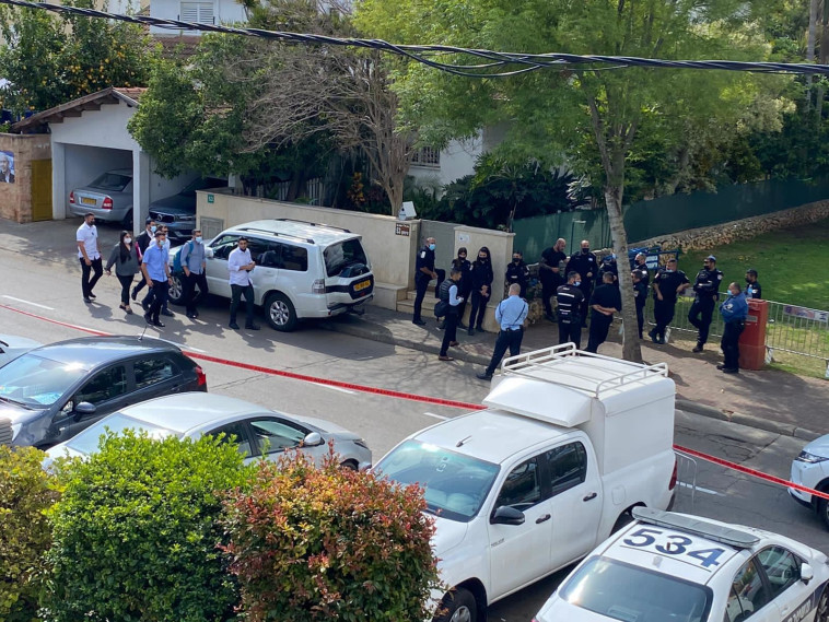 אבטחה בביתו של בנט לקראת בואו של נתניהו