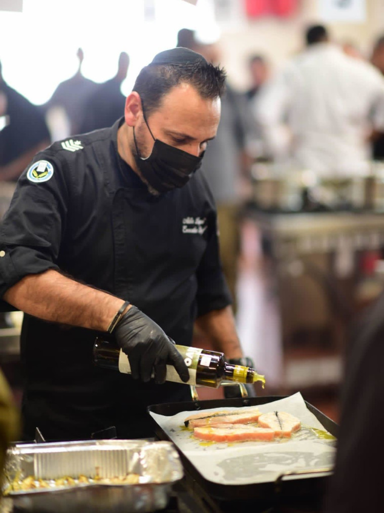 ההכשרה של טבחי צה''ל לקראת ליל הסדר