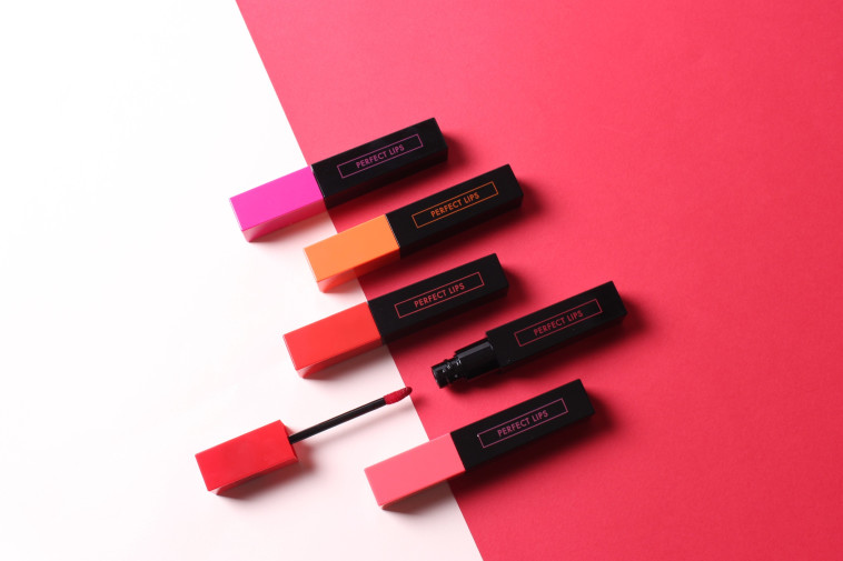 שפתוני טינט נוזליים 