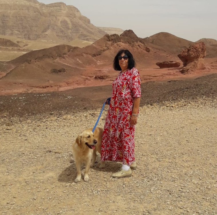 רותי ברוך והופי כלב השירות