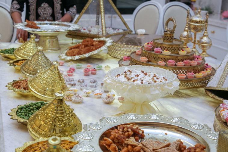 מימונה, אילוסטרציה