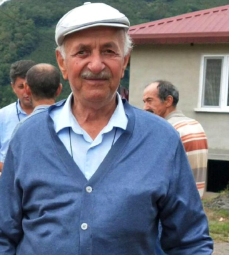 הבעלים שחווה התקף לב, מחמט קמאק