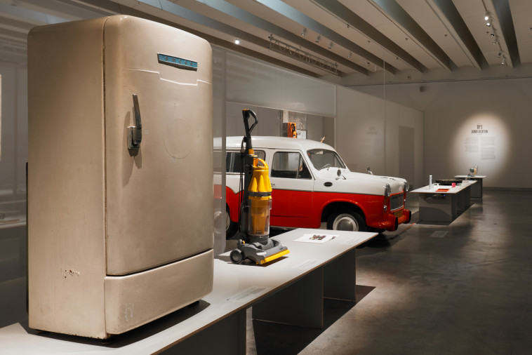 מקרר אמקור 10