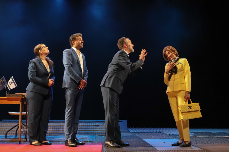 אדוה עדני מתוך ההצגה החדשה ''דרך השלום'' של תיאטרון באר שבע