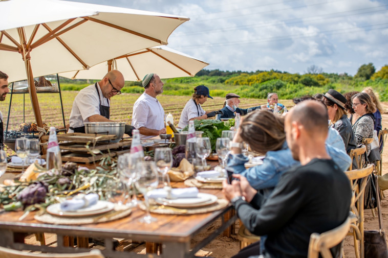 אירוע קולינארי בשדה. יקב 'לה פורה בלאנש' 