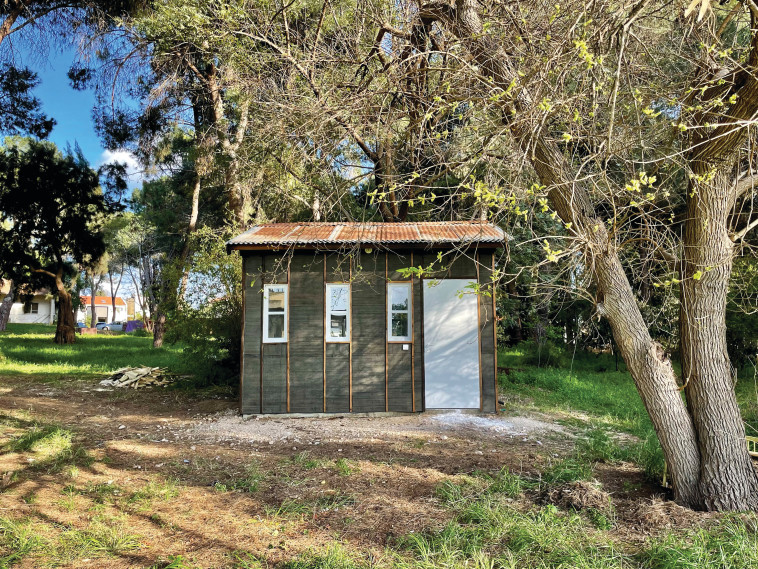 הצריף המשוחזר של חדר עבודתו של אבא קובנר בקיבוץ עין החורש