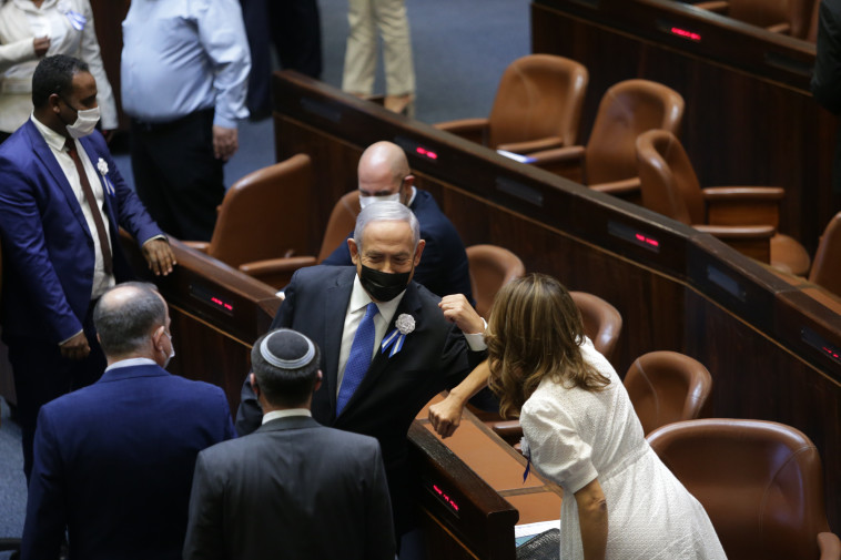 נתניהו ואורלי לוי בהשבעת הכנסת