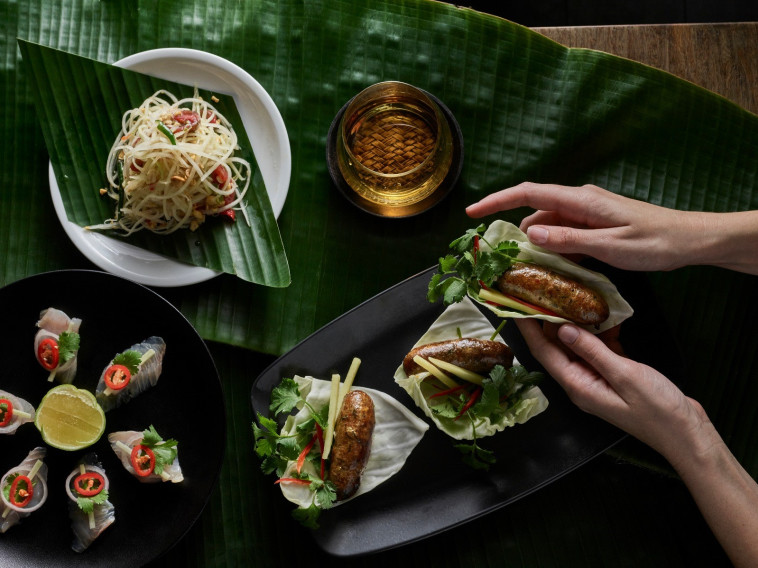 נקניקיית סאי הואה קאב קם 