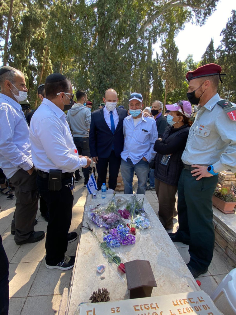 נפתלי בנט בטקס יום הזיכרון