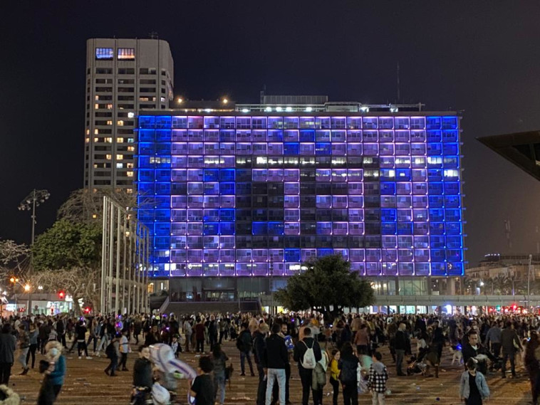 יום העצמאות ה-73 בתל אביב (צילום: אבשלום ששוני)