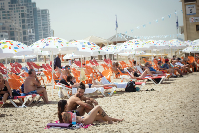 ישראלים בים