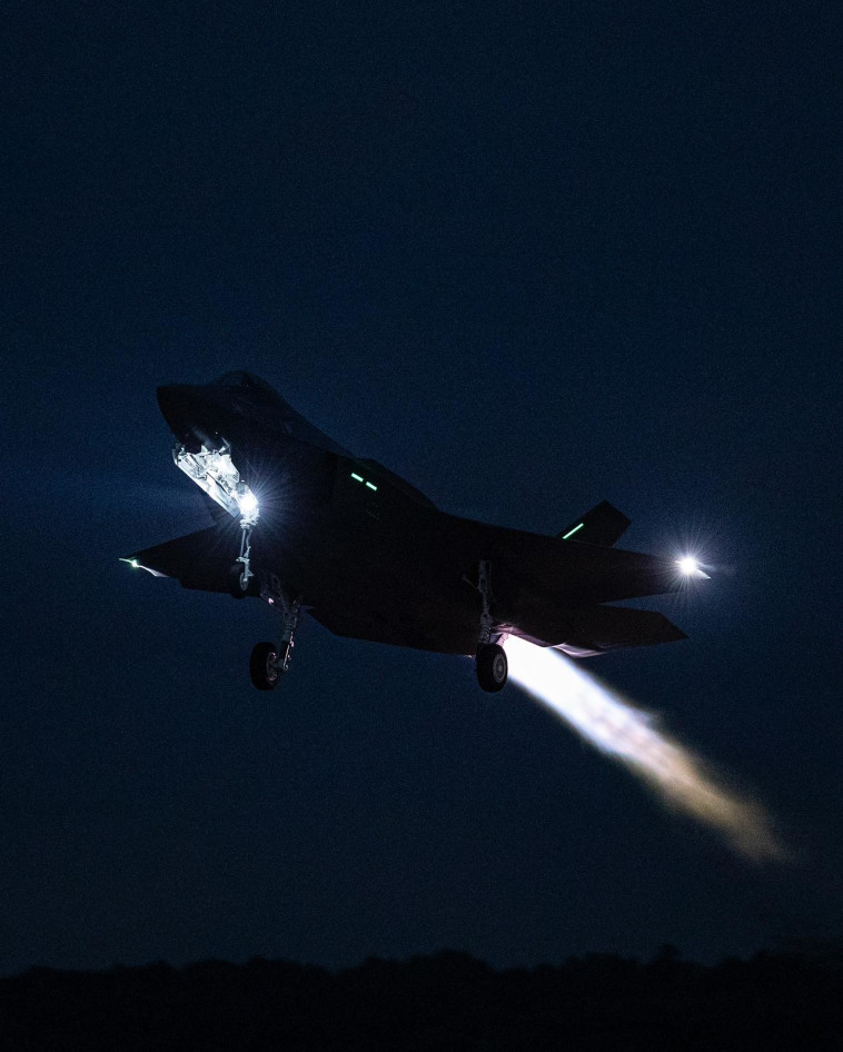 מטוס ''אדיר'' F-35