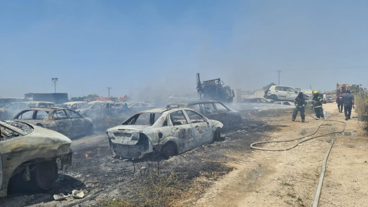 שריפה במושב זיתן הסמוך לנתב''ג