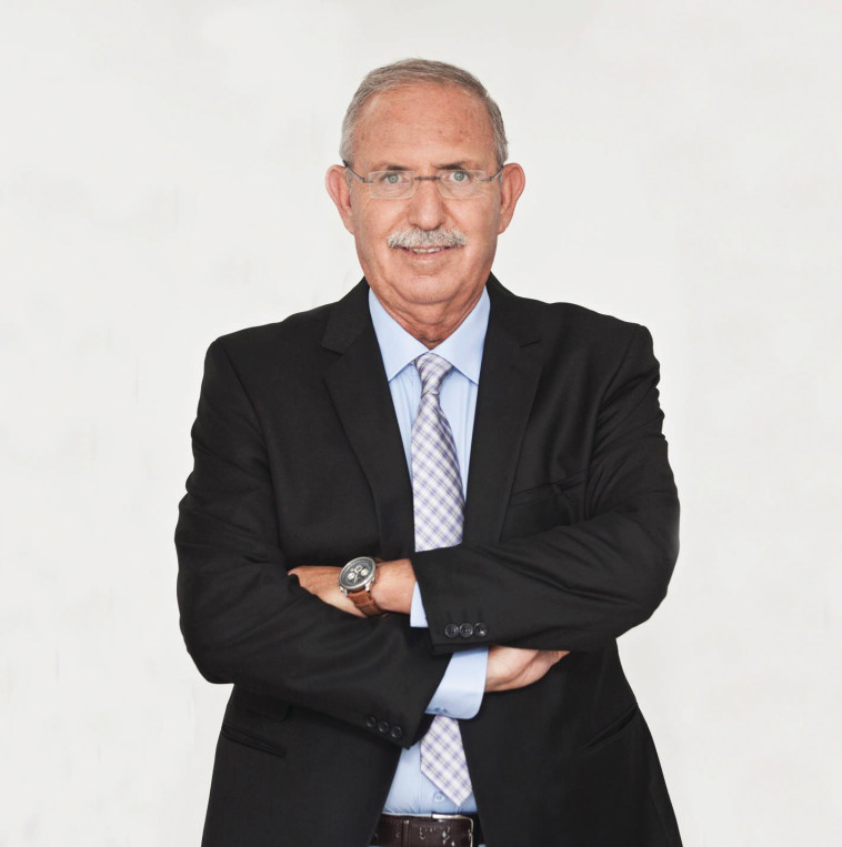 ניצב בדימוס יעקב בורובסקי, כיהן כמפקד מחוז צפון ב־2001־2004