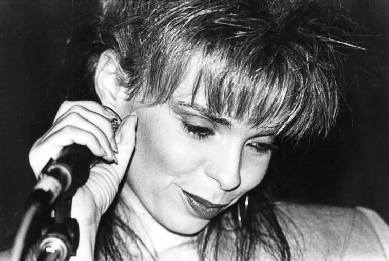 שרון ליפשיץ